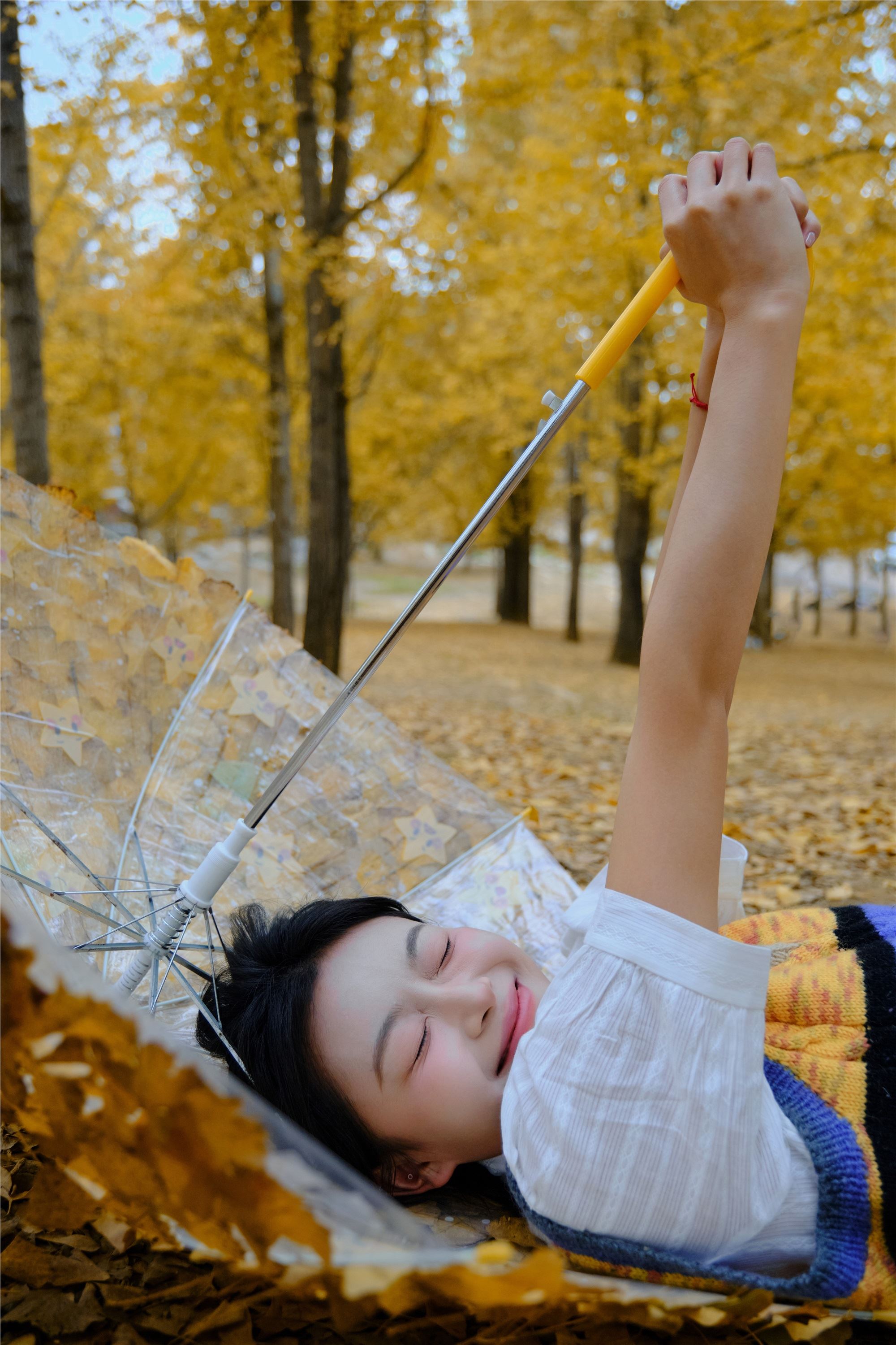 YITUYU艺图语 2025.01.27 银杏少女 小番茄